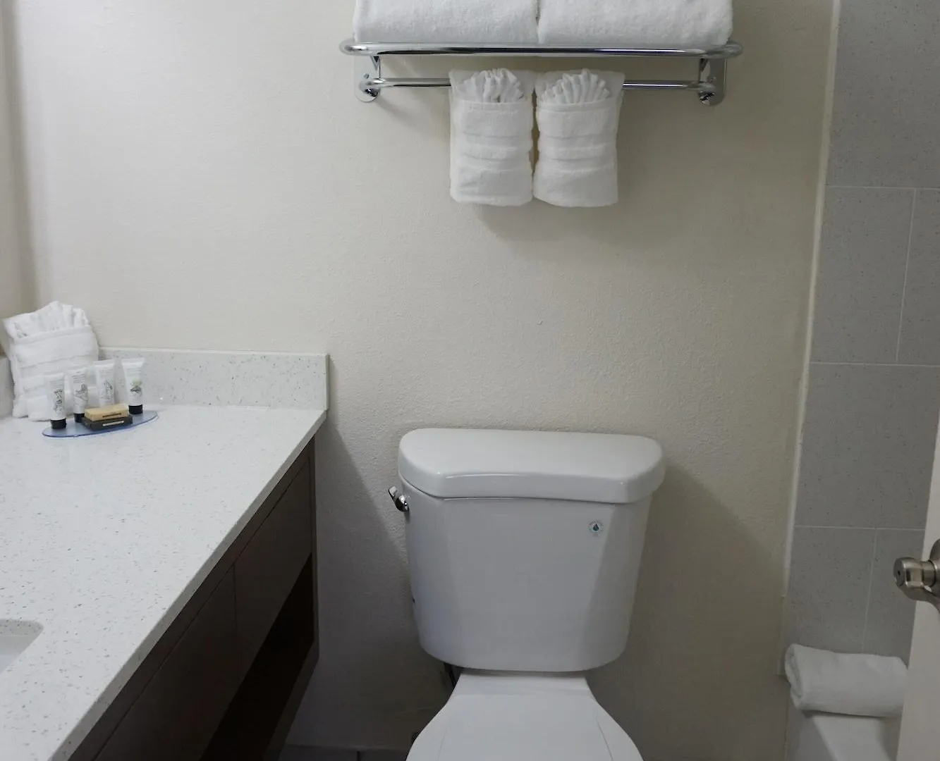 Red Lion Inn & Suites Nashville Airport United States