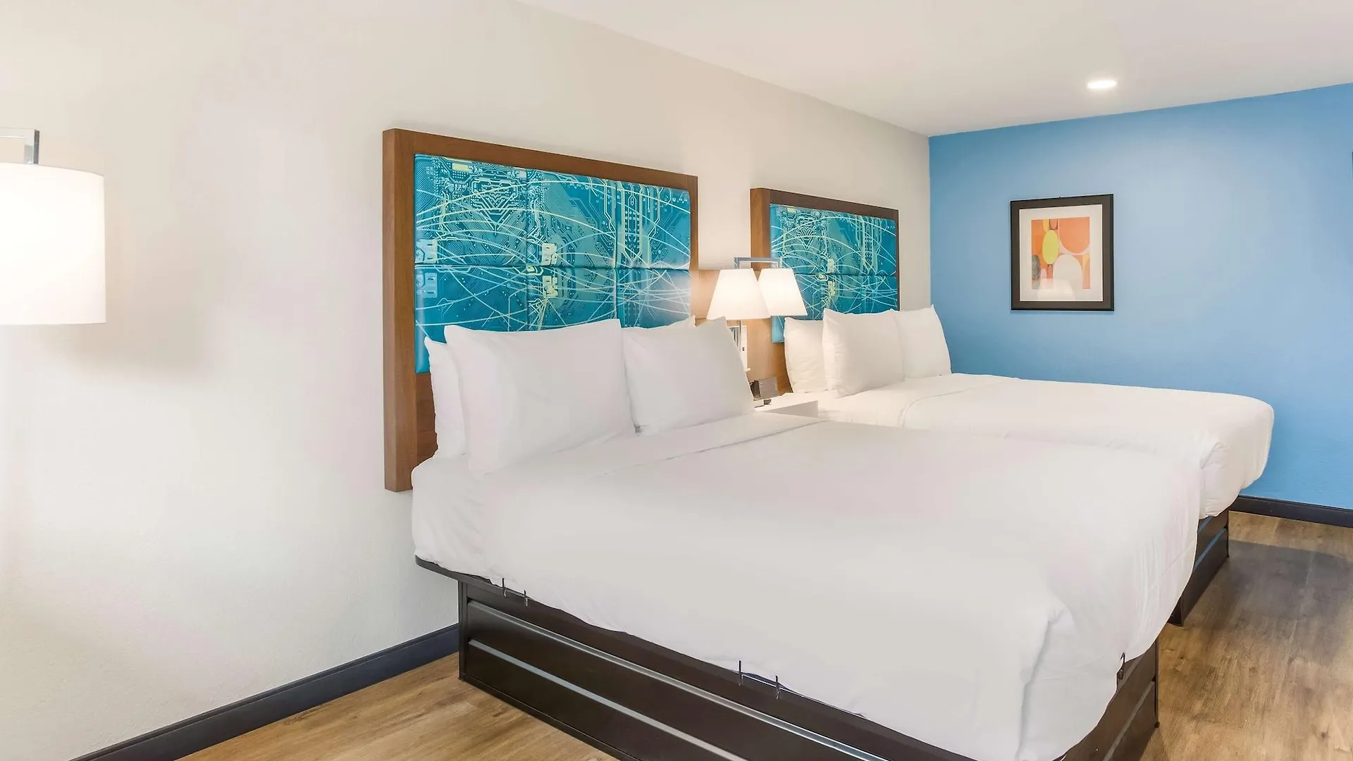 Red Lion Inn & Suites Nashville Airport 2*,  United States