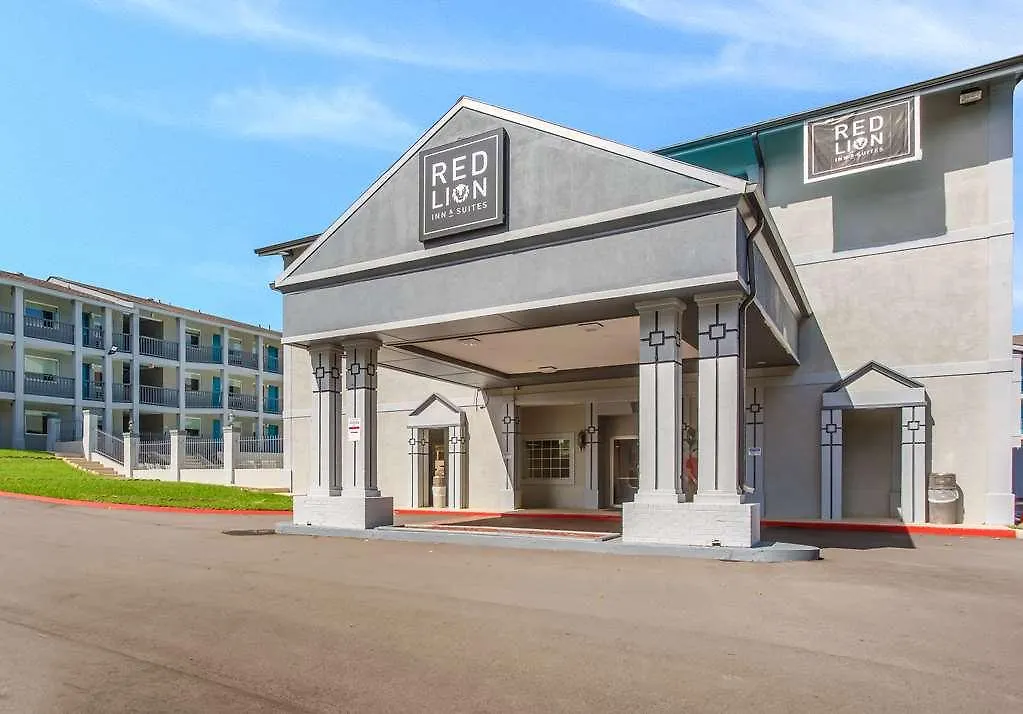 Hotel Red Lion Inn & Suites Nashville Airport