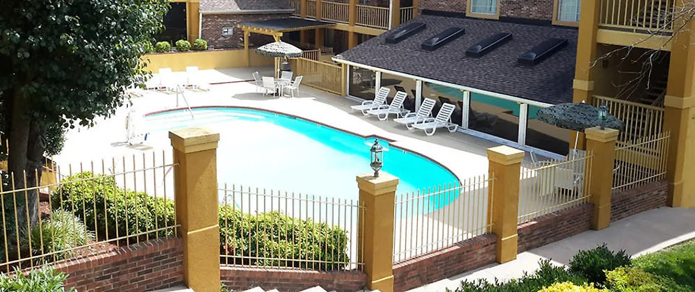 Red Lion Inn & Suites Nashville Airport