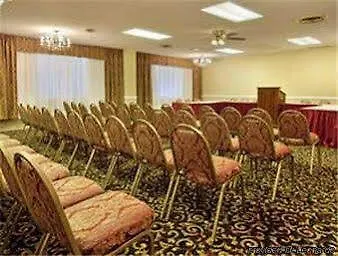 Red Lion Inn & Suites Nashville Airport