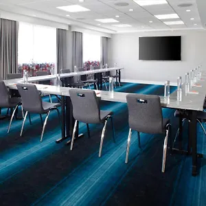 Aloft West End Hotel